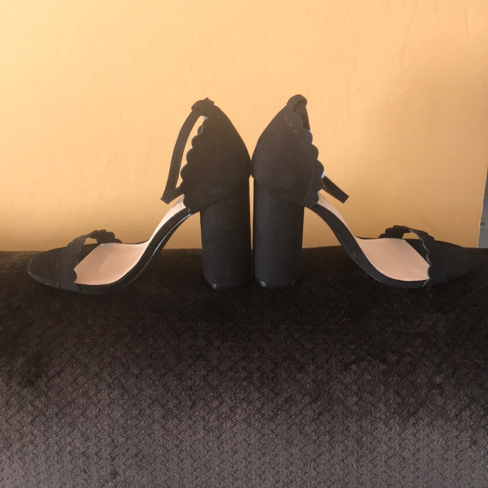 Brand new JustFab Aleecia heeled sandals.